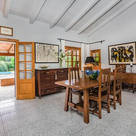 Alzina-Pol80 Holiday home *